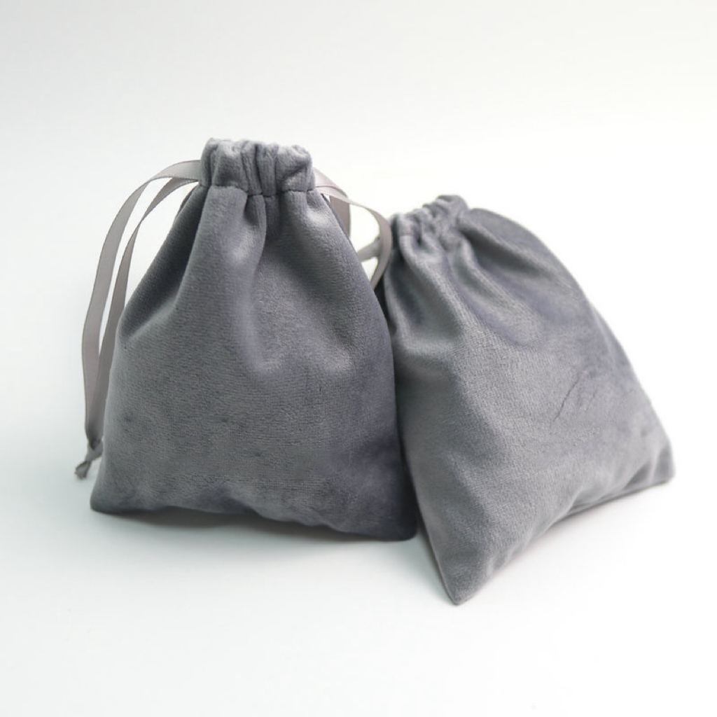 Small Eco Friendly Drawstring Custom Personalized White Velvet Dust Packaging Pouch Jewelry Bag With Logo2