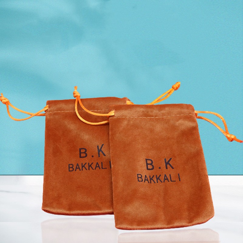 Custom Logo Printed Velvet Drawstring Bottom Cosmetic Pouch Brown Soft Velvet Gift Packaging Dust Bag - 图片 6