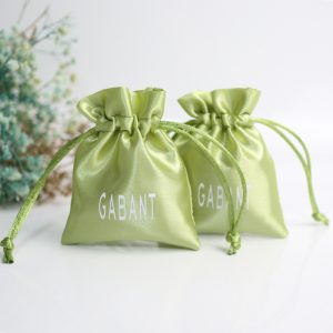 Wholesale Custom Silk Screen Printing Packaging Cosmetic Gift Makeup Pouch Satin Drawstring Bag With Logo Jewelry Necklace2