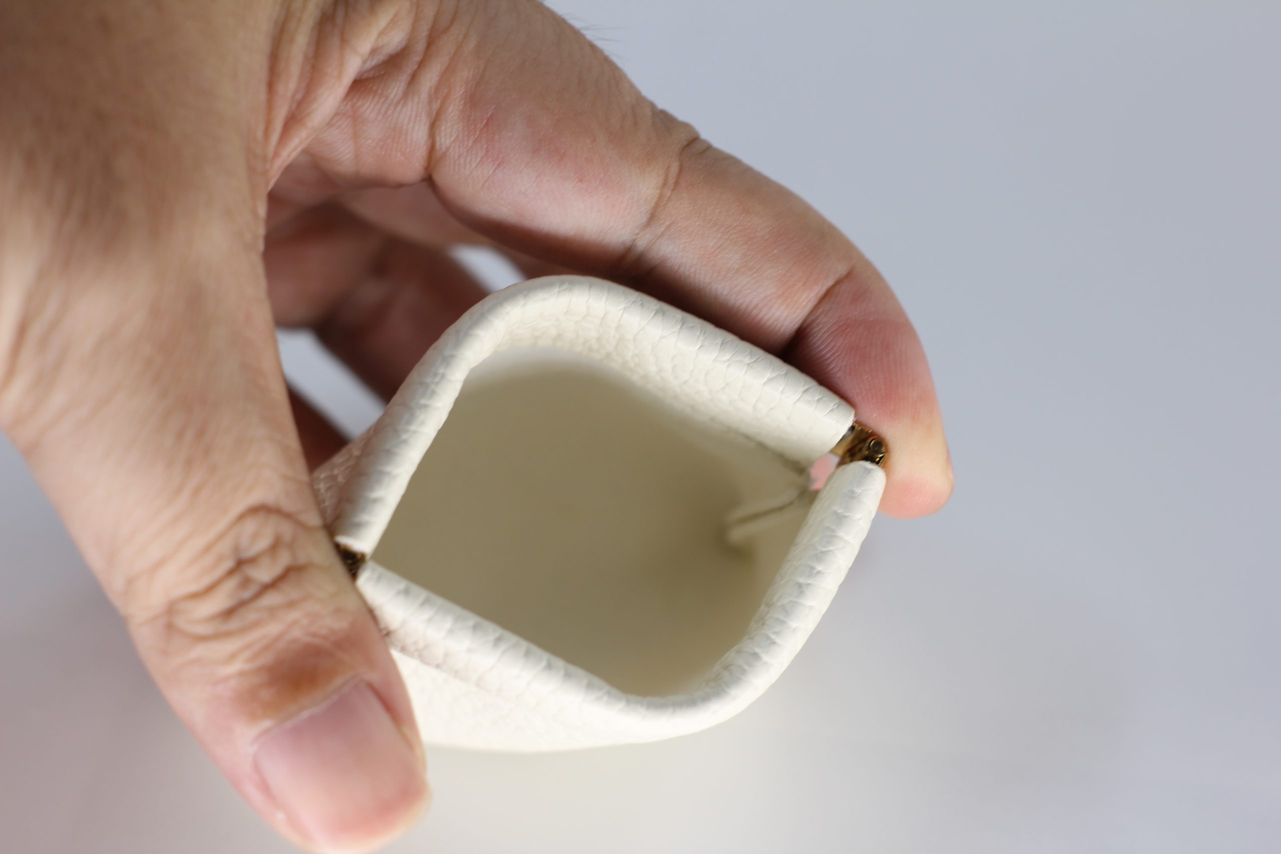 Leather automatic sealing packaging bags, automatic drawstring bags with customizable LOGO - 图片 7