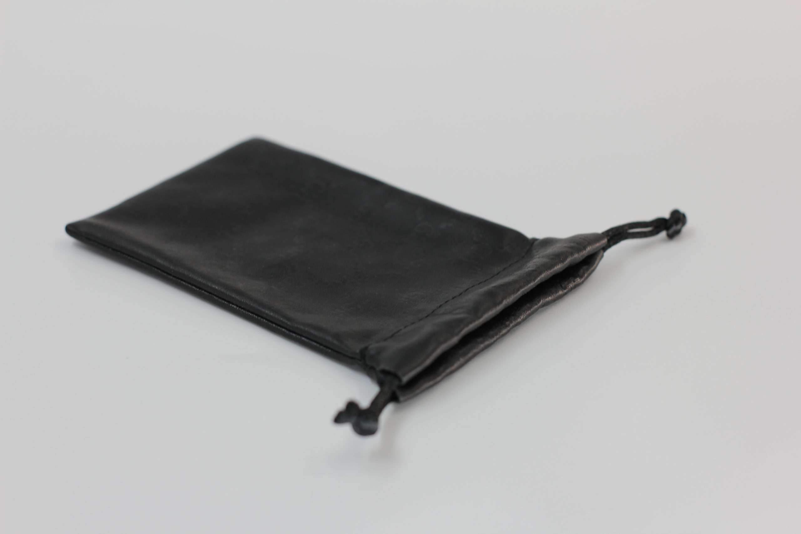 Customizable black gift packaging bags with LOGO, sourced from a pouch factory in China - 图片 4