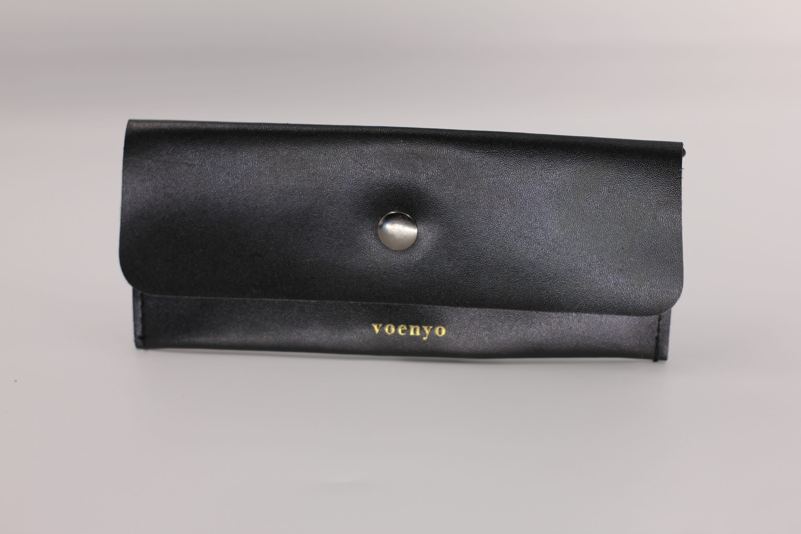 Black leather product packaging bags from Chinese factories, customizable packaging bags with silver embossed logo - 图片 2