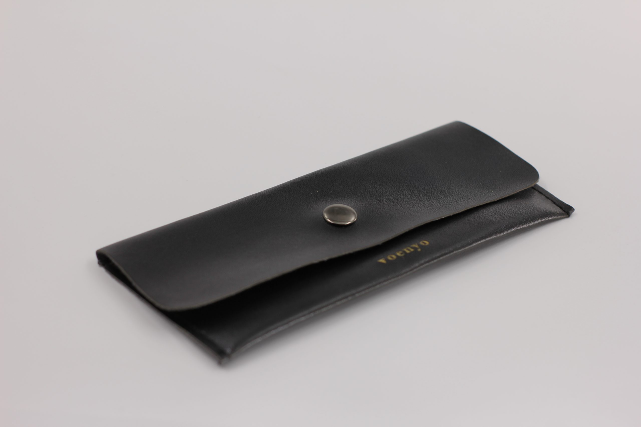 Black leather product packaging bags from Chinese factories, customizable packaging bags with silver embossed logo - 图片 4