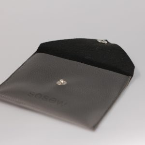 Customized high-end product packaging bags from a bag factory in China