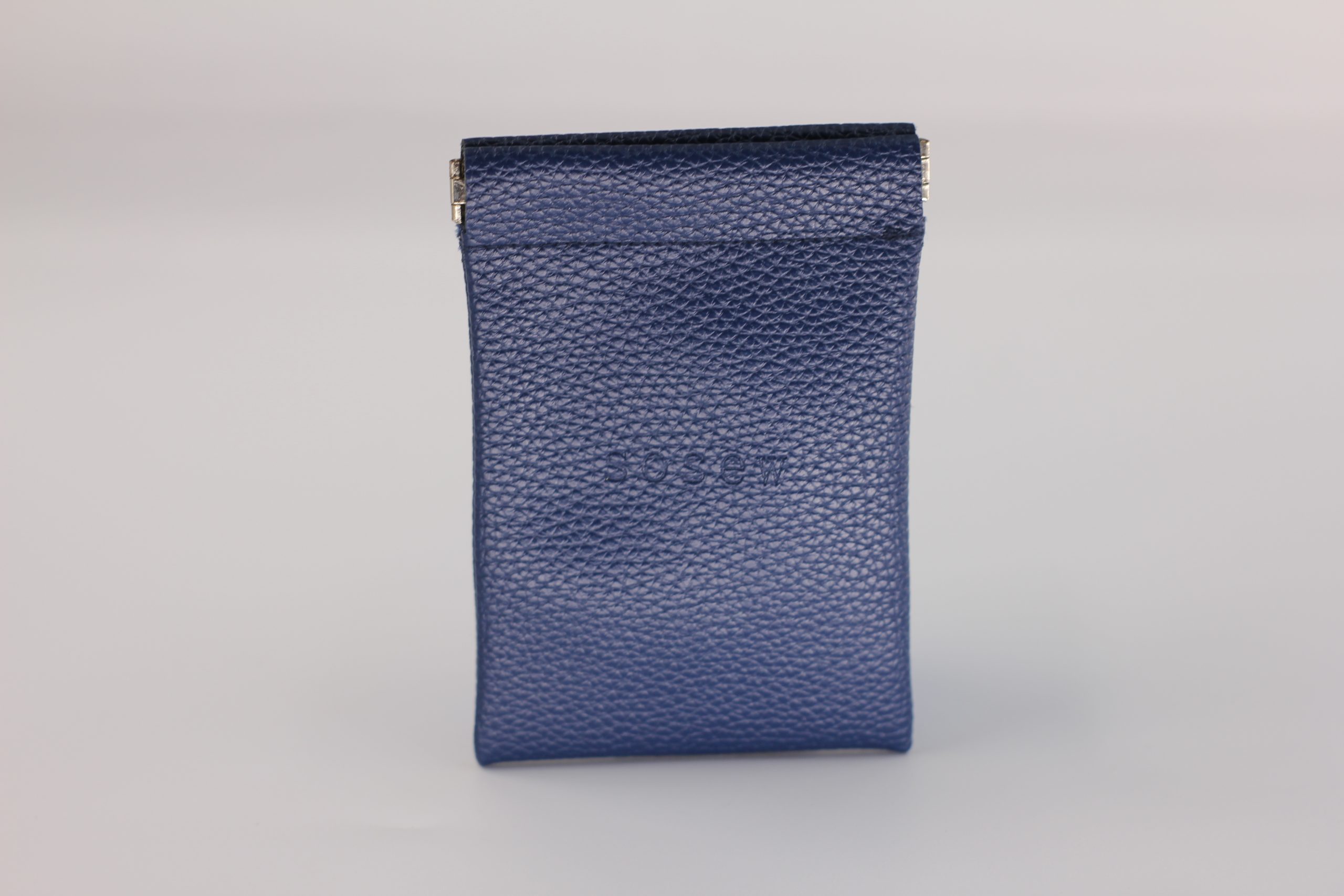 Customized advanced product packaging bags with automatic bundle pockets, from a bag factory in China - 图片 3