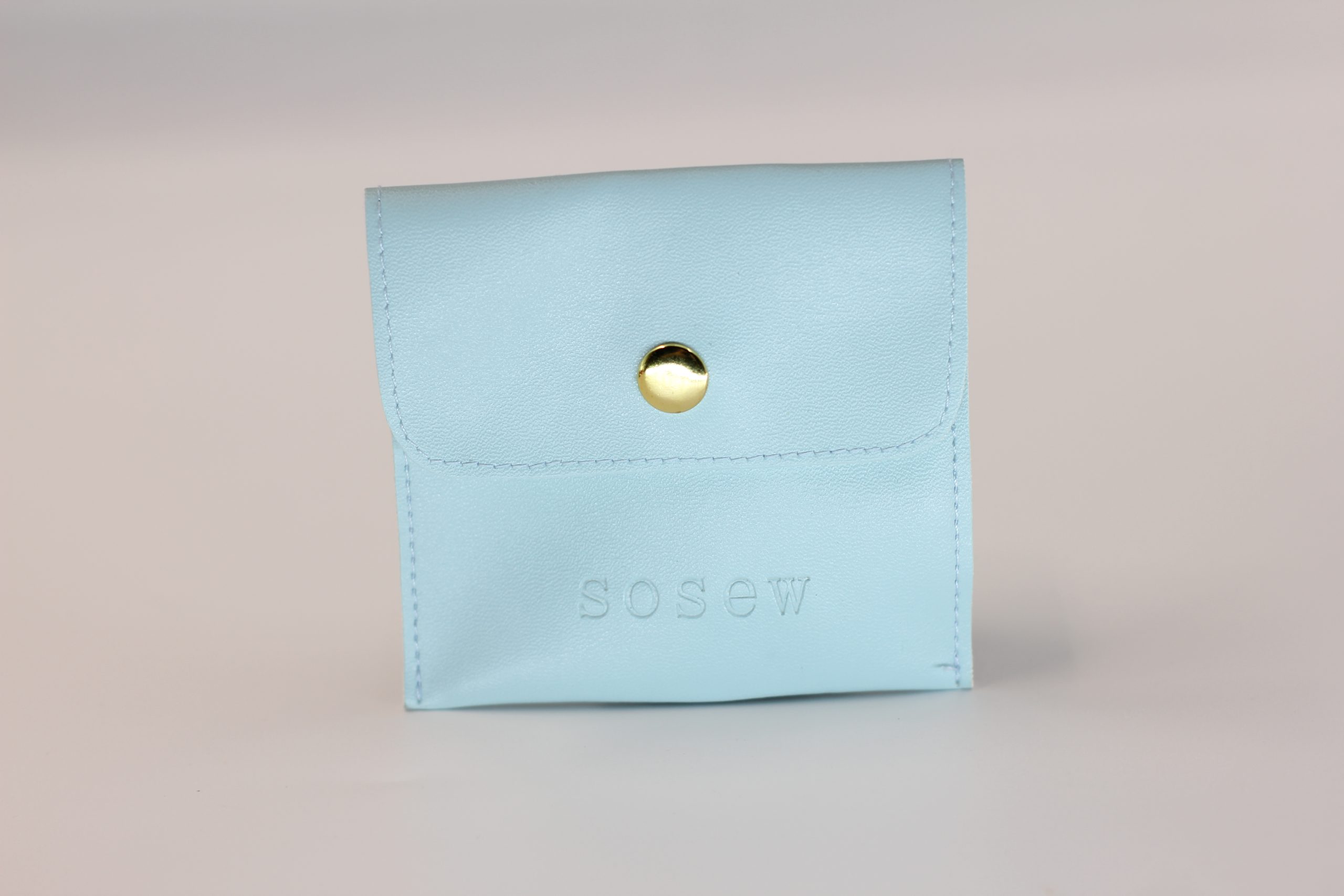 Jewelry packaging bag factory, accepting customers to customize leather bags in colors and sizes