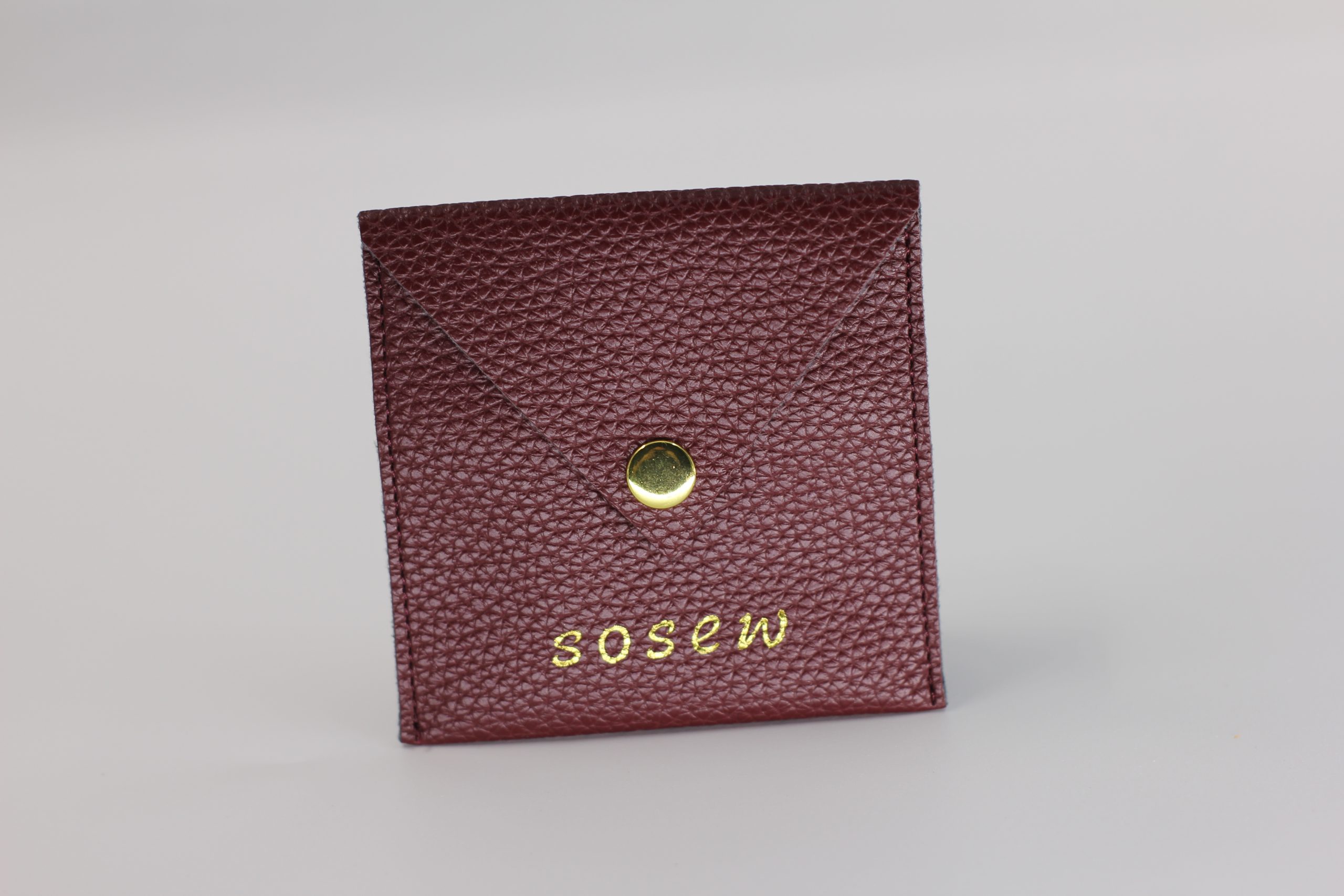 Leather bag customization factory, accepting customers to customize leather packaging bags in colors and sizes