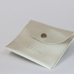 White leather bag customization factory, customizable high-end gift packaging bags