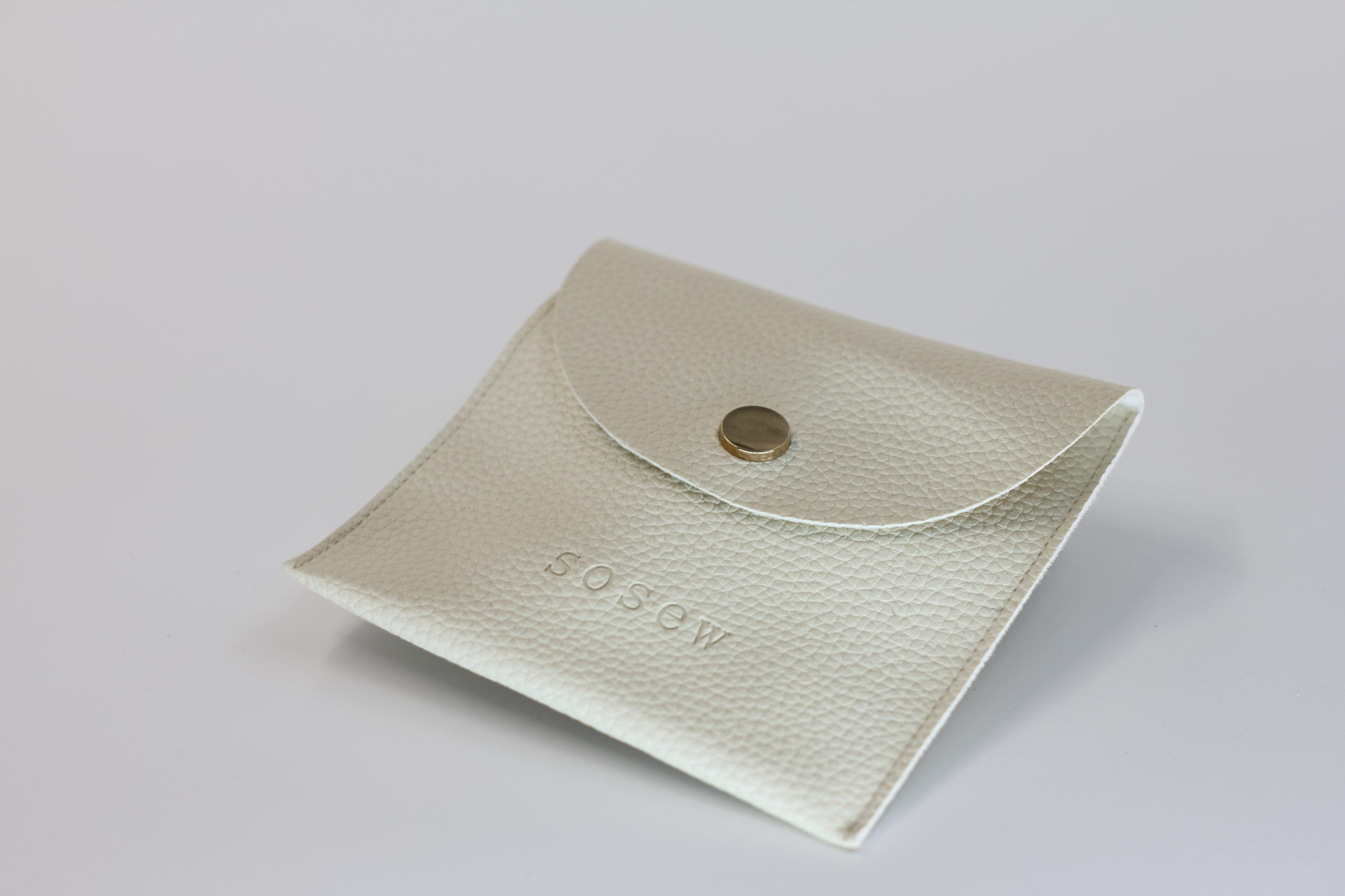 White leather bag customization factory, customizable high-end gift packaging bags